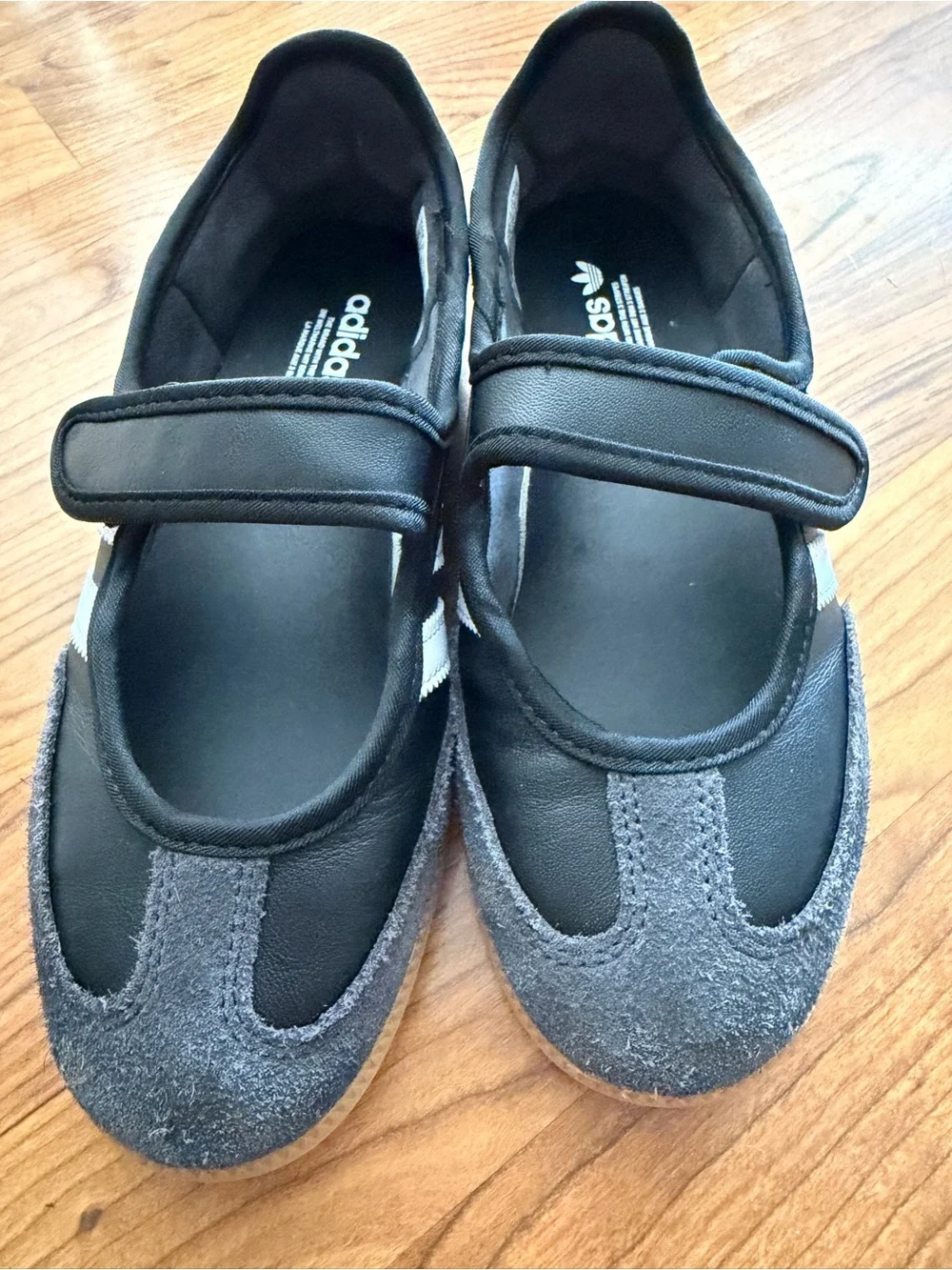 Adidas Samba Jane sneakers